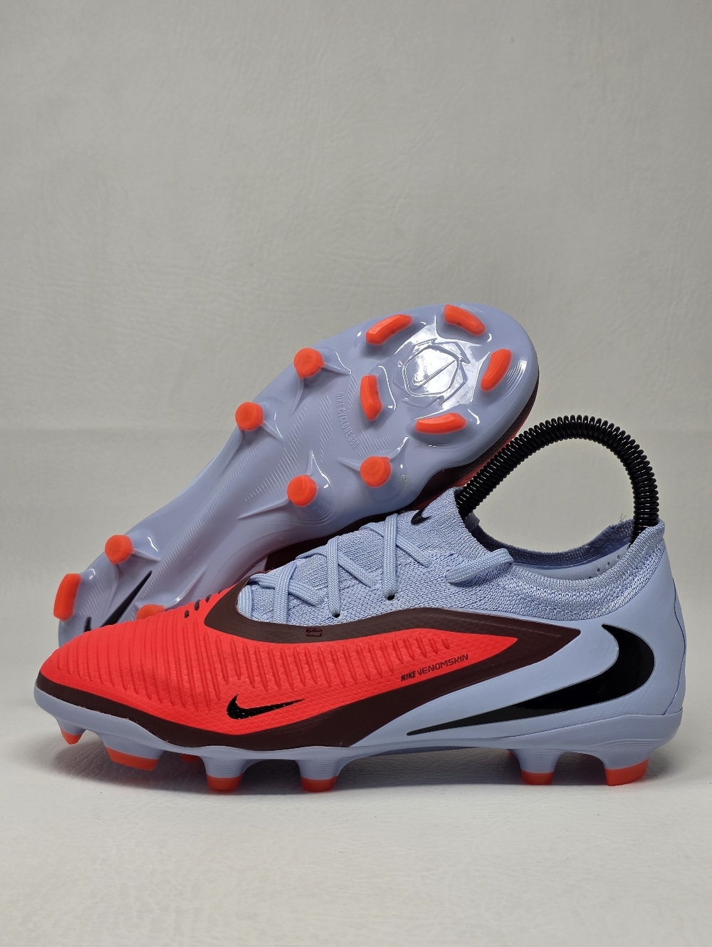 Nike Phantom 6 Low Pro FG Red Blue Soccer Cleats Youth Size 4Y HM9204-400 New